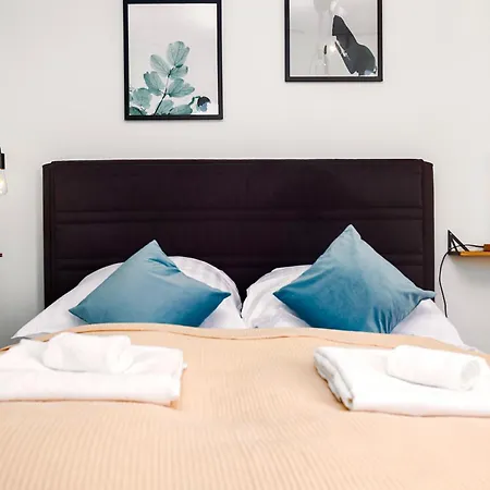 Apartmán Kernsaniert-kueche-parkplatz-designerbad-netflix Lipsko
